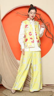 YELLOW FLORAL SIDE BUTTON VEST with  PANTS SET