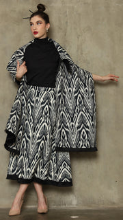 BLACK IKAT SHAWL OUTER 2IN1