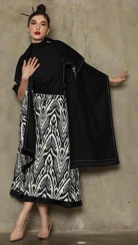 BLACK IKAT SHAWL OUTER 2IN1